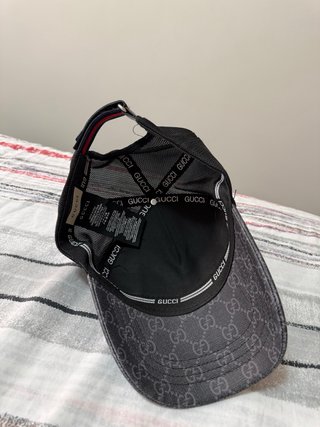 Gorra Gucci Serpiente Negra y Roja