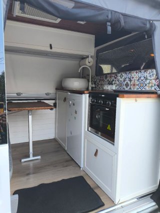 Ford E-Transit 2011