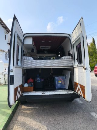 Ford E-Transit 2011