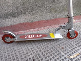 Patinete Scooter plegable clásico – Ruedas rojas