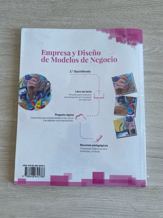 libro de economía de 2 de bachillerato