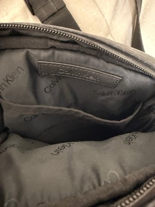 Riñonera Calvin Klein Negra Waterproof