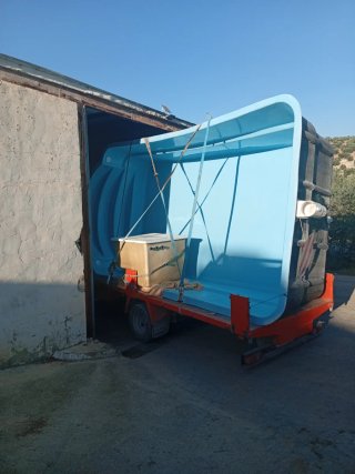 Piscina 6x3m.poliester color azul