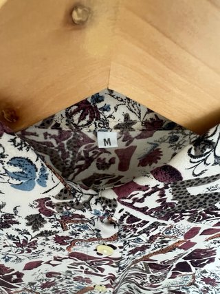 Camisa estampada floral manga curta
