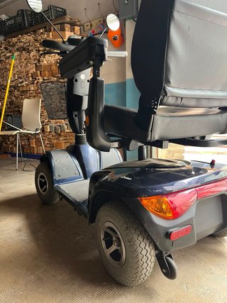 Silla de movilidad reducida Invacare mod. Leo