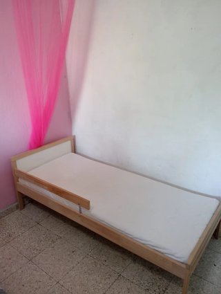 Cama infantil de madera