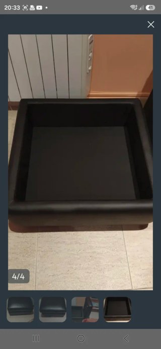 Pouf in similpelle nera con spazio per riporre oggetti