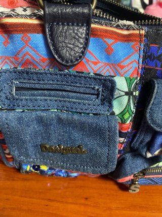 Bolso Desigual Multicolor. Vaquero