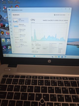 Ordenador Portátil HP I5 SEXTA GENERACIÓN, 8RAM