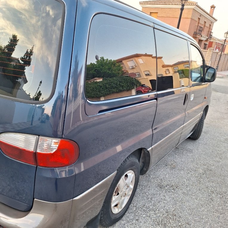Hyundai H-1 2002 - foto 1