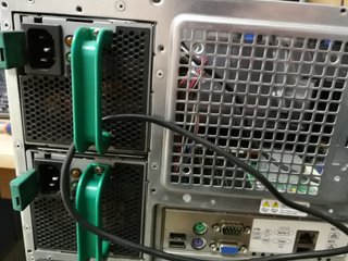 Servidor Intel Xeon 3.20GHz / 2GB RAM