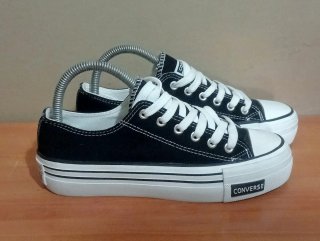 Zapatillas Converse Mujer Negras y Blancas