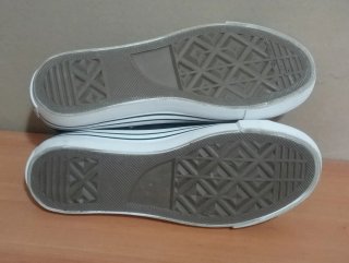 Zapatillas Converse Mujer Negras y Blancas