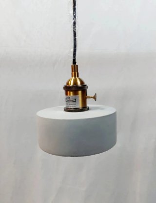 Lámpara industrial cemento