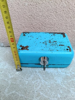 Caja de caudales INDAUX Antigua (años 60/70)