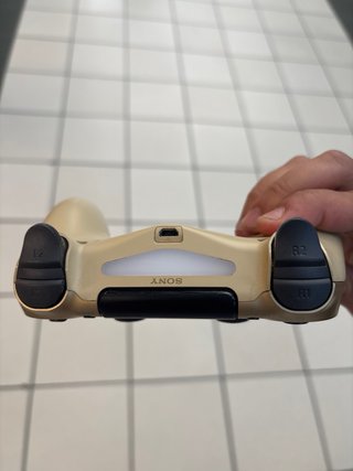 Mando PS4 Dorado Seminuevo