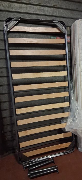 Materasso singolo 40€ rete 25€