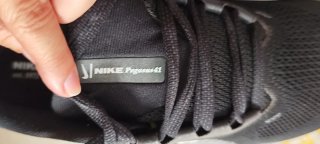 Zapatillas Running Nike Negras y Blancas