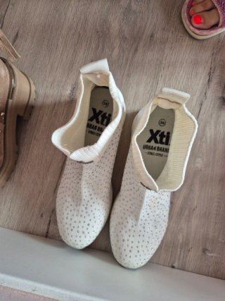 Botines Xti blancos talla 36