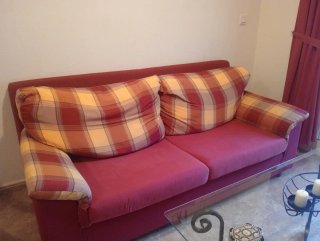 Sofá cama y sillón hamaca en buen estado