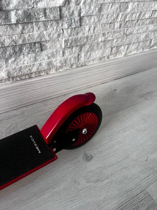 Patinete Ferrari para niños +3 años