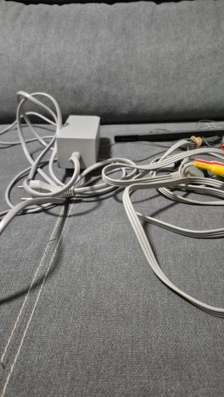 Console Nintendo Wii + Wii Sports