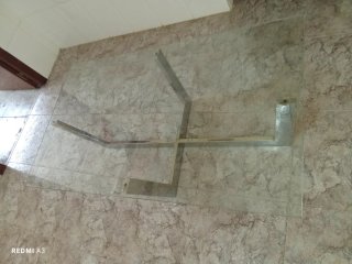 Mesa de cristal moderna