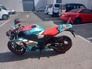 Honda CBR 1000RR Sportbike