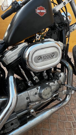 Harley Davidson Sportster 1200 XLH