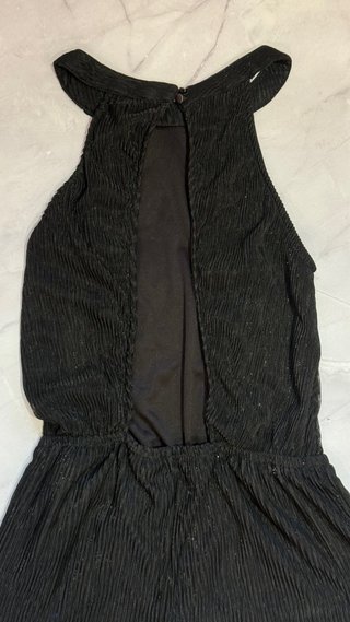 Mono negro lentejuelas halter