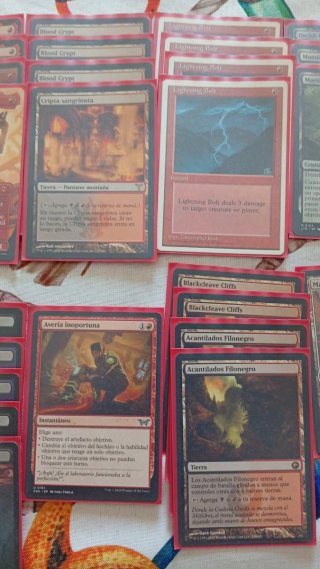 Mazo Rakdos Modern con Caja y Fundas contadores
