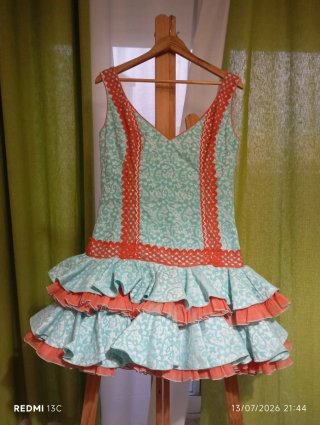 Varios vestidos de gitana 30€ la unidad