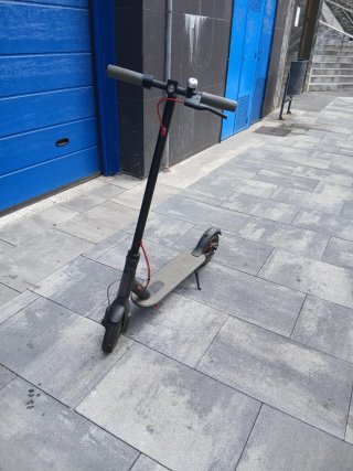 Patinete Eléctrico Xiaomi M365