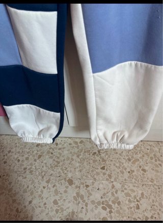Conjunto chándal bloques color azul y blanco