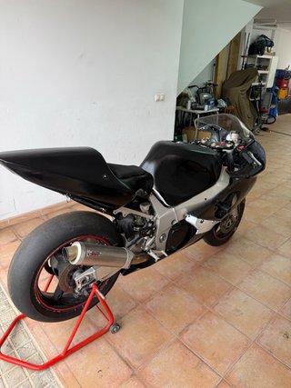 Suzuki GSXR 600 Sportbike Negra/Plata