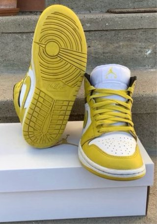 Zapatillas Jordan Air 1 High Amarillo Blanco