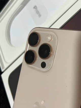 iPhone 16 Pro Max 256 GB Dorado