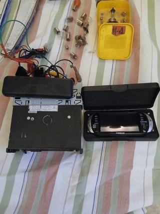 Accesorios coche: limpiaparabrisas, bombillas, rad