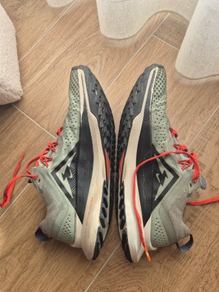 Nike Pegasus Trail 4 Verde/Rojo