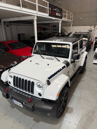 Jeep Wrangler Unlimited “Artic”