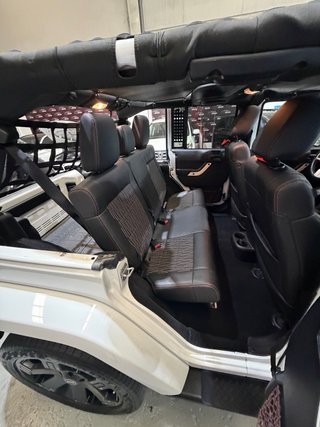 Jeep Wrangler Unlimited “Artic”