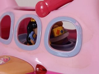 Avión Fisher-Price Little People Rosa