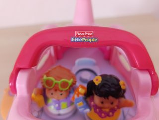 Avión Fisher-Price Little People Rosa