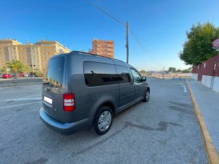 Volkswagen Caddy 2011