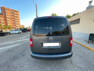 Volkswagen Caddy 2011