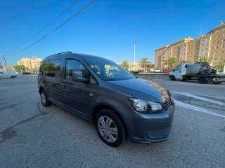 Volkswagen Caddy 2011