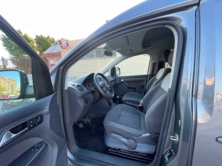 Volkswagen Caddy 2011