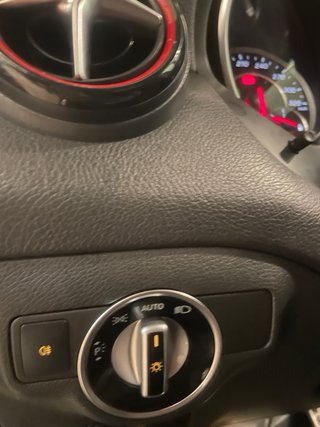 Mercedes CLA  AMG 2016 381CV CON BAGUETS Y TECHO