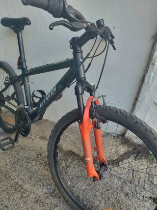 Bicicleta B-TWIN Rockrider 700 Infantil