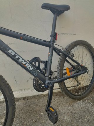 Bicicleta B-TWIN Rockrider 700 Infantil